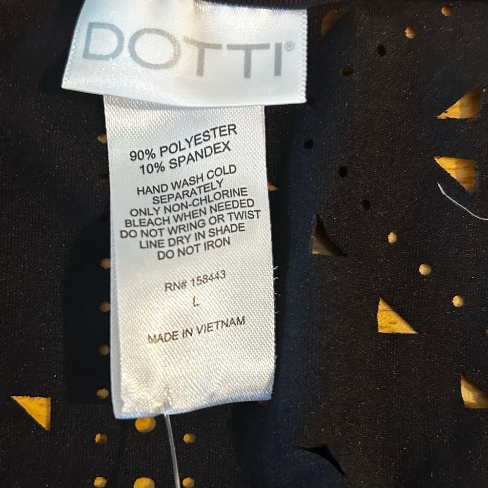 NWT DOTTI for Soma Mayan Diamond Laser Cut Tunic Coverup in Black - Picture 10 of 13